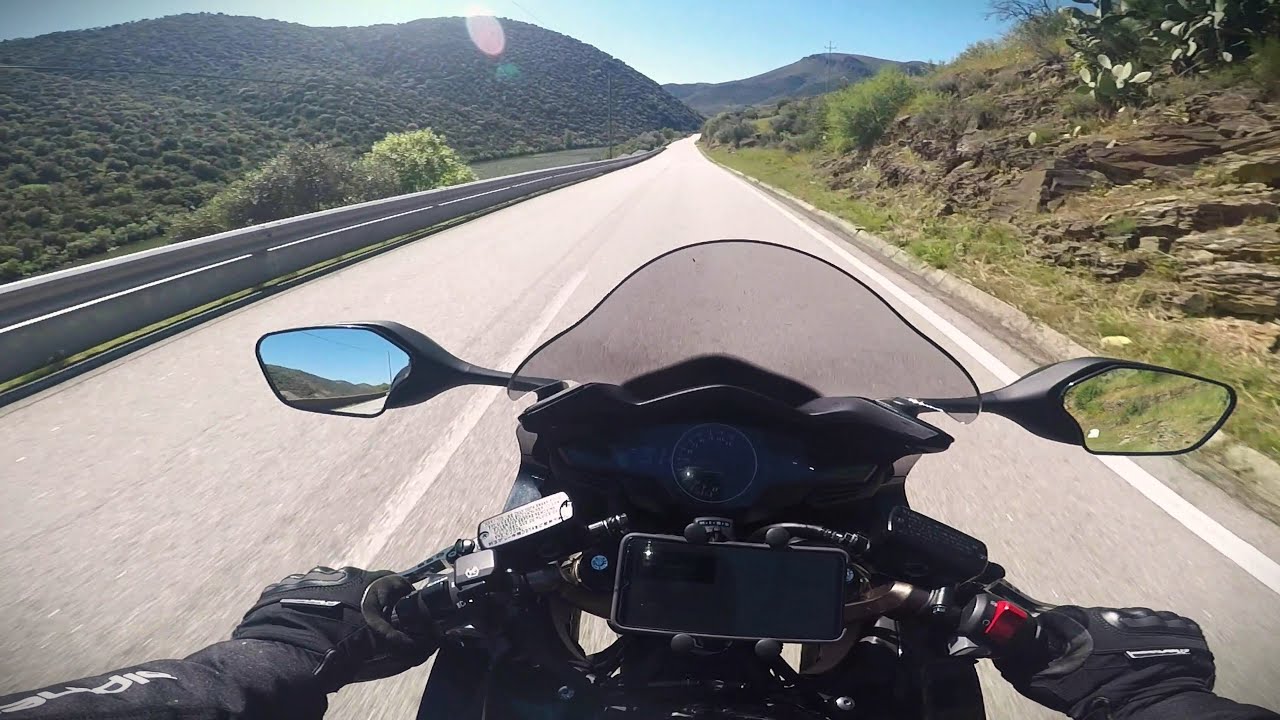 HONDA VFR800F - Amazing Ride along the River 🏍