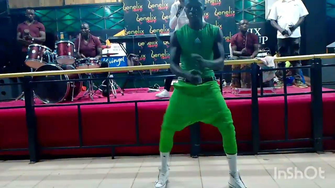 opija father live show in benelix lounge