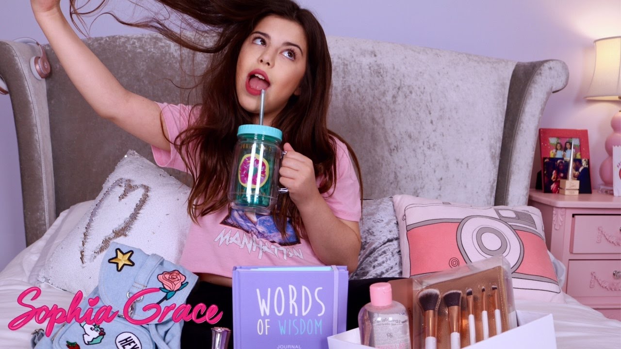 ЧТО МНЕ ПОДАРИЛИ НА ДЕНЬ РОЖДЕНИЯ - СОФИЯ ГРЕЙС