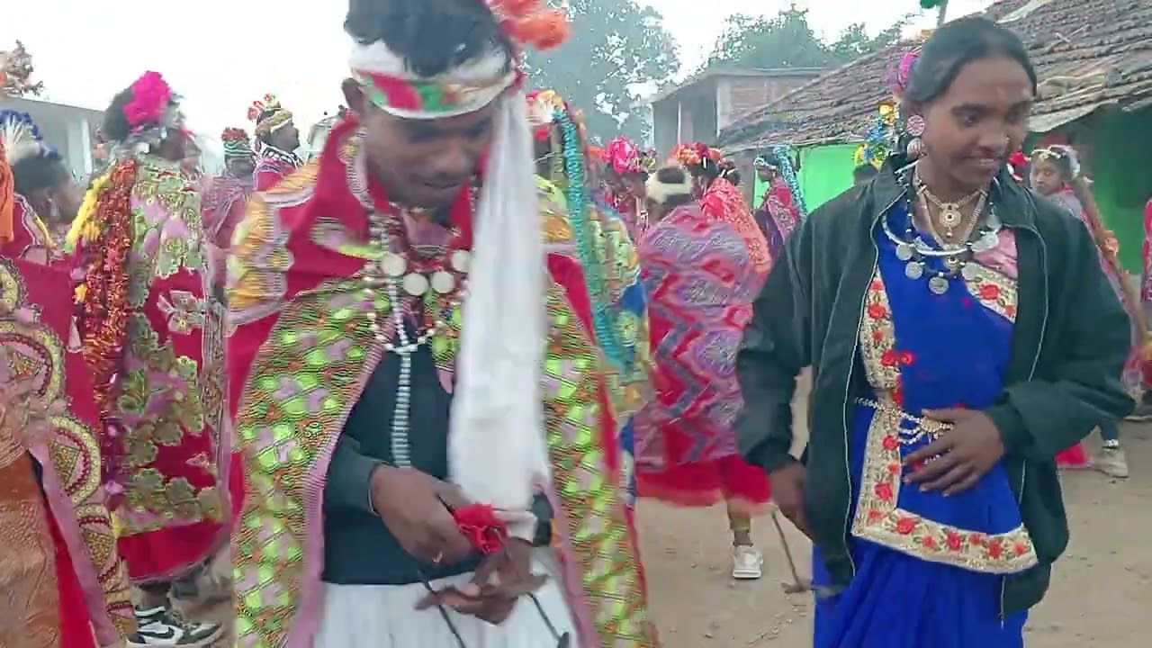 समनापुर MP Vs बेंदा CG लहकी करमा कैमरा मेन Hemlal meravi 9644118010