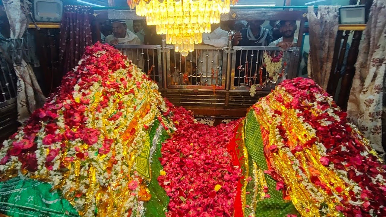 Khwaja Hai jaane mat Mukhtar Ko Salam night Salam Dargah Rahmatabad video 