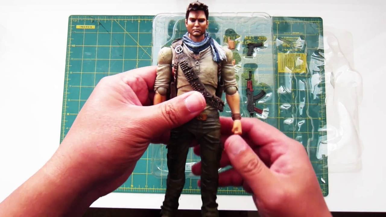 Uncharted 3 Play Arts Kai Series 1 Action Figure Nathan Drake Unboxing