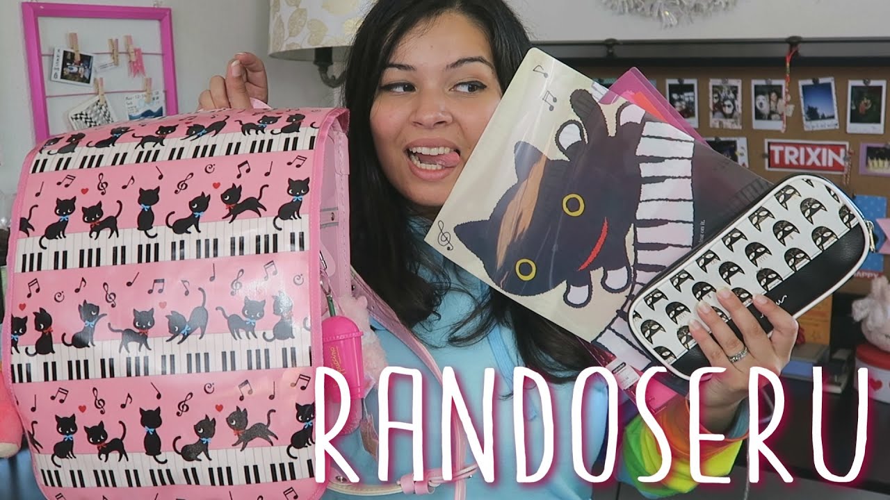 WHAT'S IN MY RANDOSERU (ランドセル) BACKPACK!