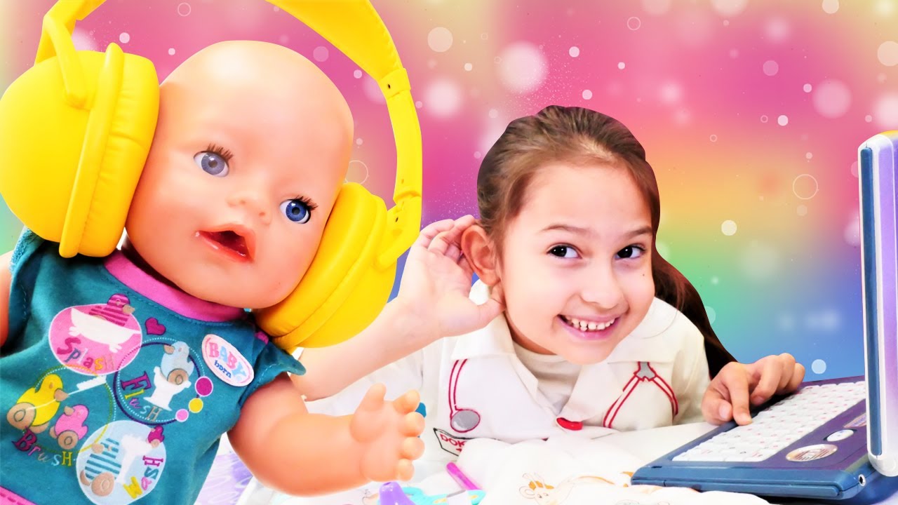 Baby born bebek bakma oyunu. Selin oyuncak bebek kızın kontrol&uuml;n&uuml; yapıyor