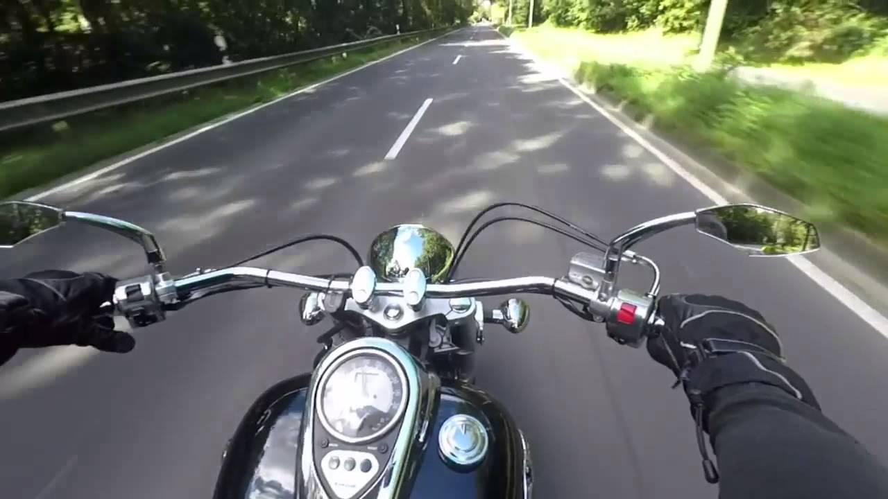 VN 900 classic mit Miller Mustang Auspuff (gopro Hero 4)