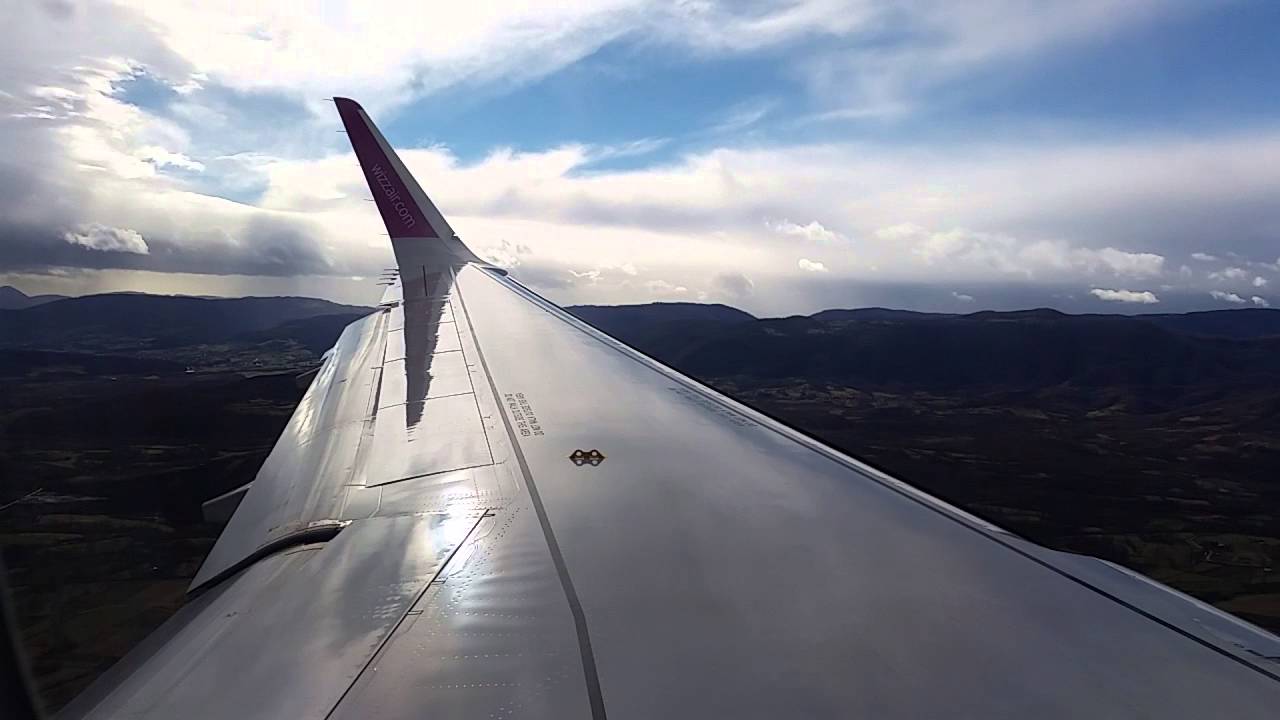 Wizzair Landing Tuzla 10.02.2016