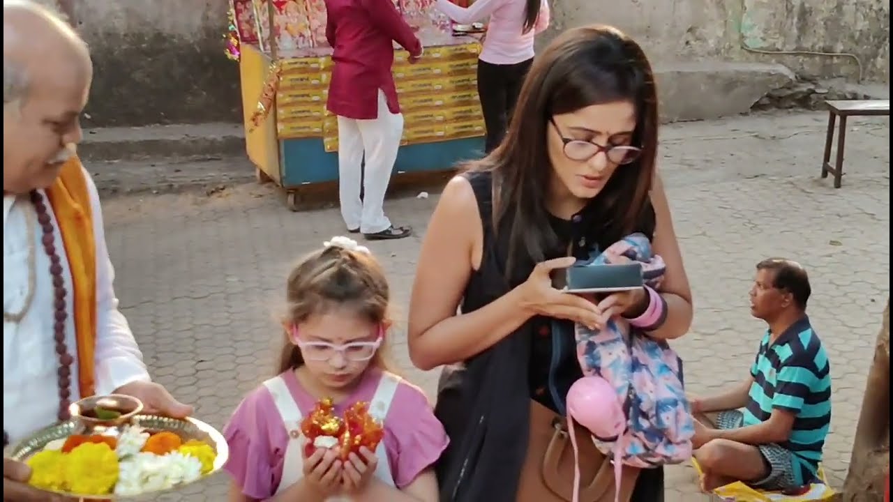 Mannat aur Dua Mandir aate Hain competition ke liye prathna karne ke liye #mujahidmsytvlog mis u Dua