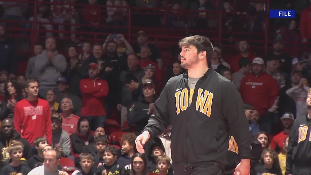 Tony Cassioppi goes from Hawkeye to Badger to continue his wrestling career