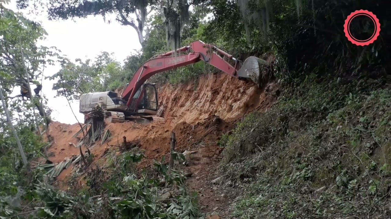 Excavadoras trabajando, Link belt Construyendo vias rurales 🕎🕎...