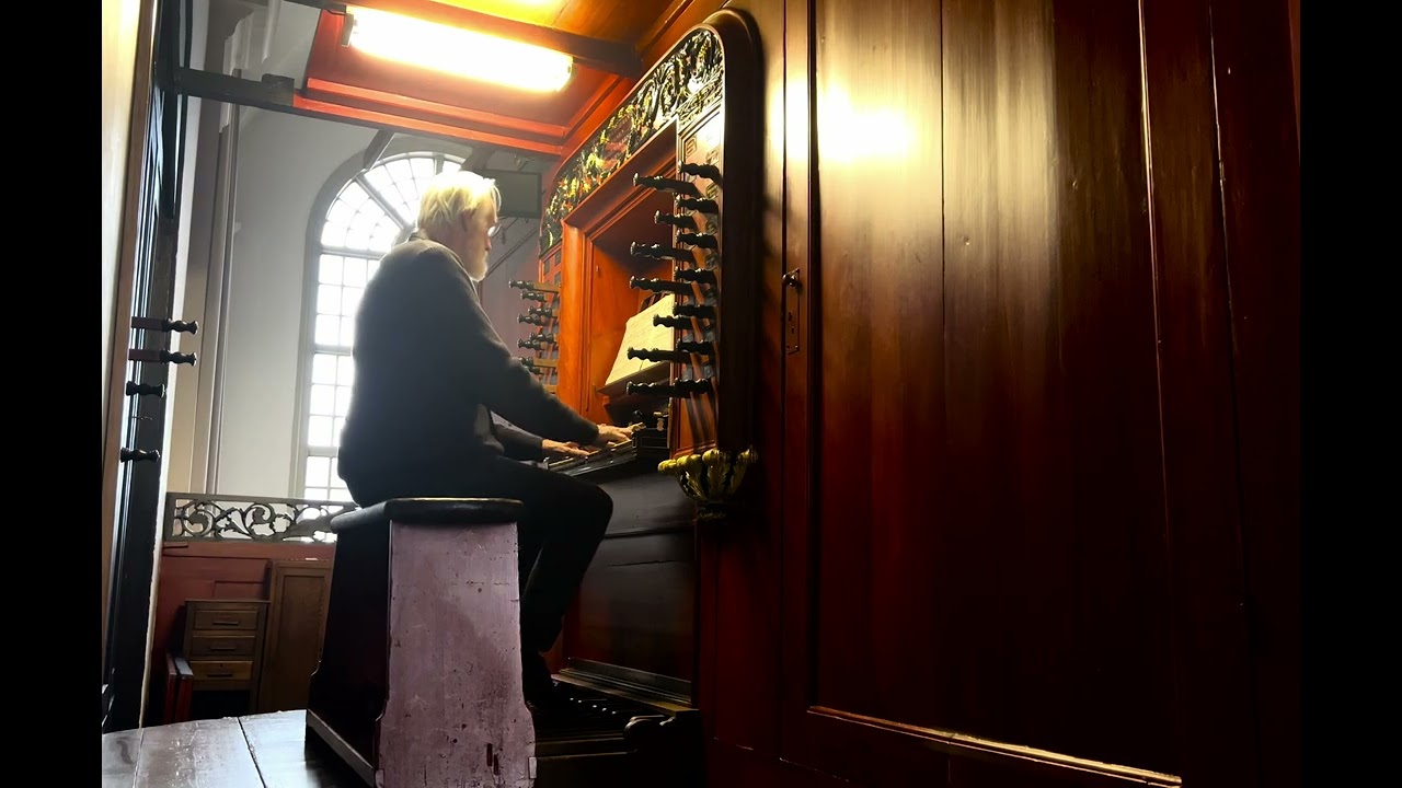 Preludium in C. Major Bwv 547 J.S.Bach  Ronald de Jong Lohmann-Organ