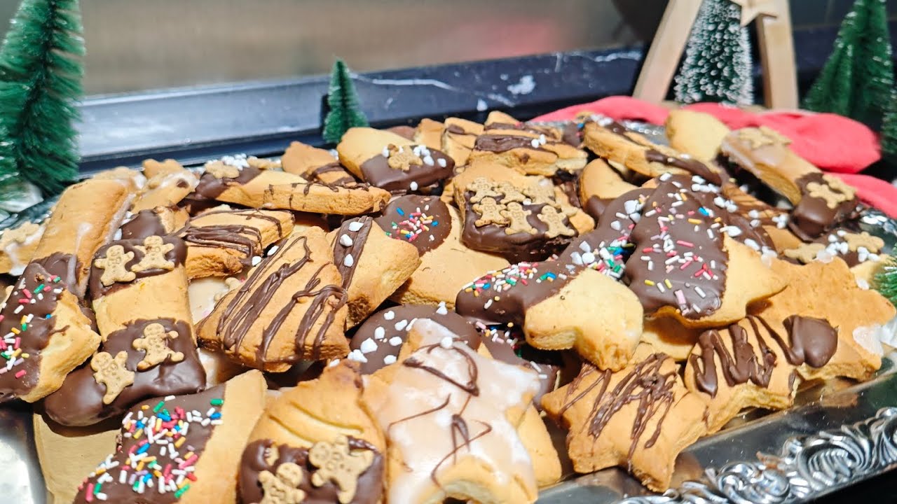 🎄 “Biscotti di Natale in Pasta Frolla: Profumo di Casa e Magia delle Feste”