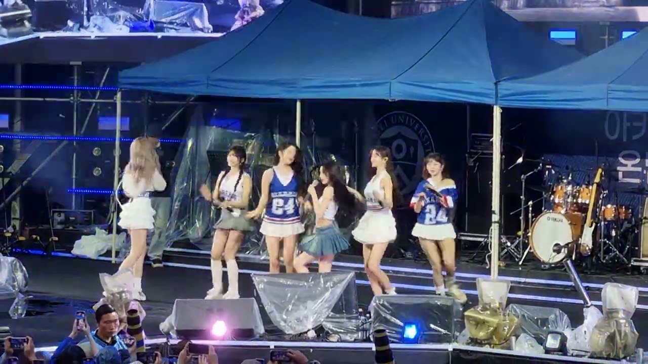 IVE(아이브) - Accendio 직캠 [20240526 동문 아카라카]