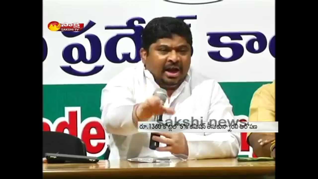 Ponnam Prabhakar makes sensational comments on T Minister Jagadeesh Reddy