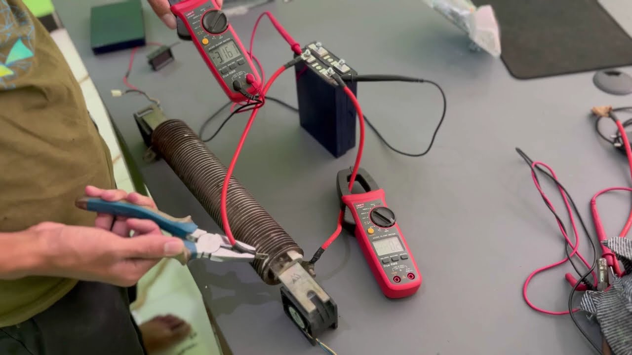 Battery LifePO4 Prismatic 27Ah Uji Test Beban Baterai Menggunakan Dummyload