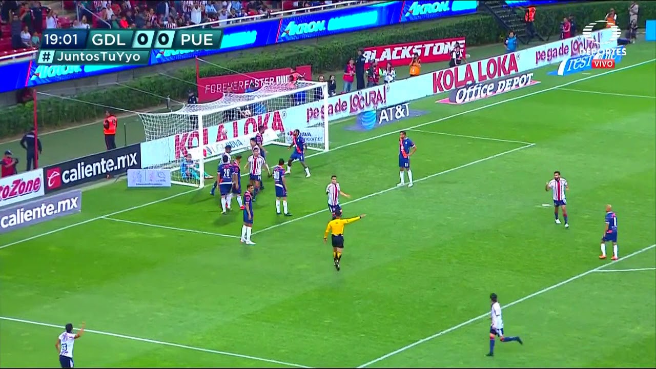 Autogol  de B. Angulo | Guadalajara 1 - 0 Puebla |  | LIGA Bancomer MX