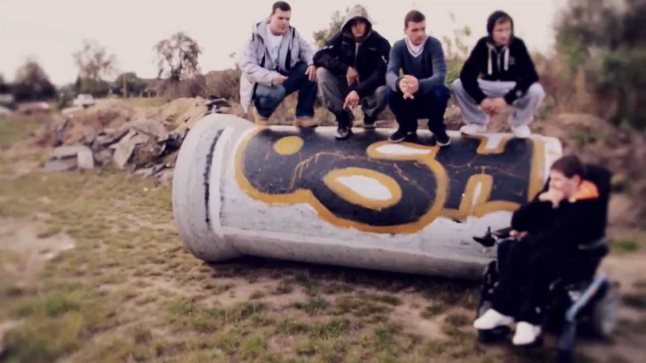 OSH KASTA - Retrospekcje \ Rozwijamy się \ Tak mam od wielu lat (Official video)