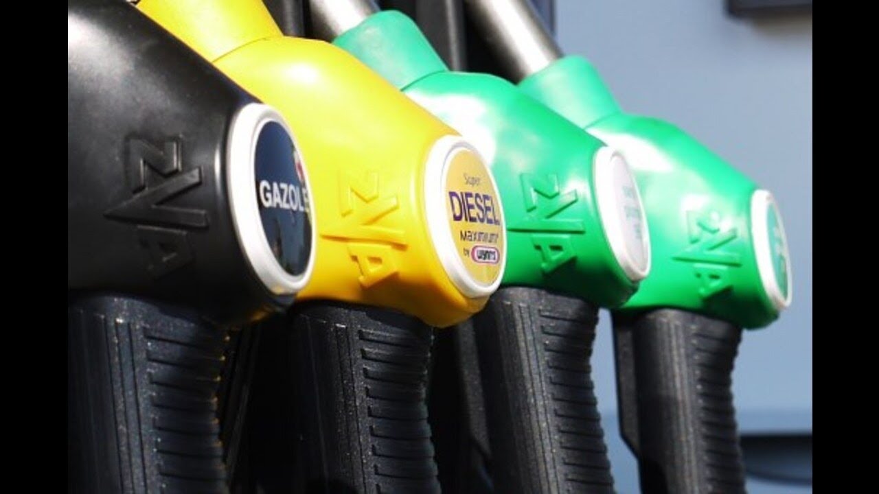 Greg Mankiw on Gasoline Taxes, Keynes and Macroeconomics 1/22/2007