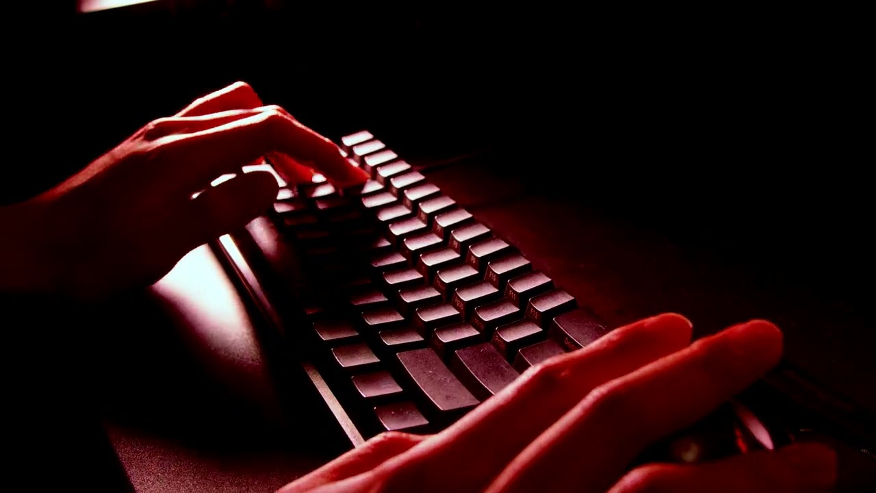 Keyboard Took All My Negativity and Still Functioned 正常運作 2