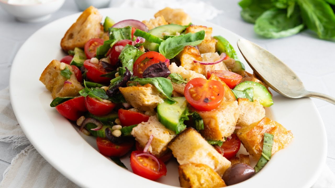 Italienischer Brotsalat Panzanella