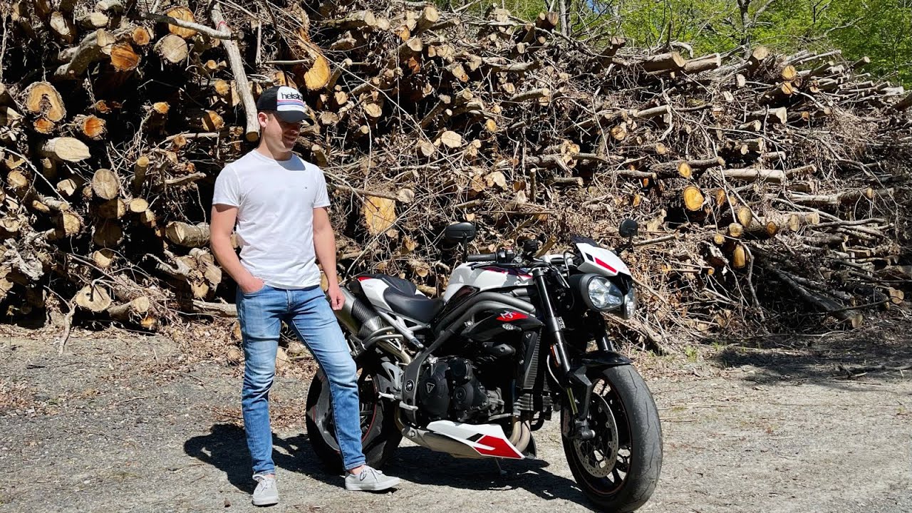 ESSAI - TRIUMPH SPEED TRIPLE 1050 RS - Alors, meilleure que la Street 765 RS ?