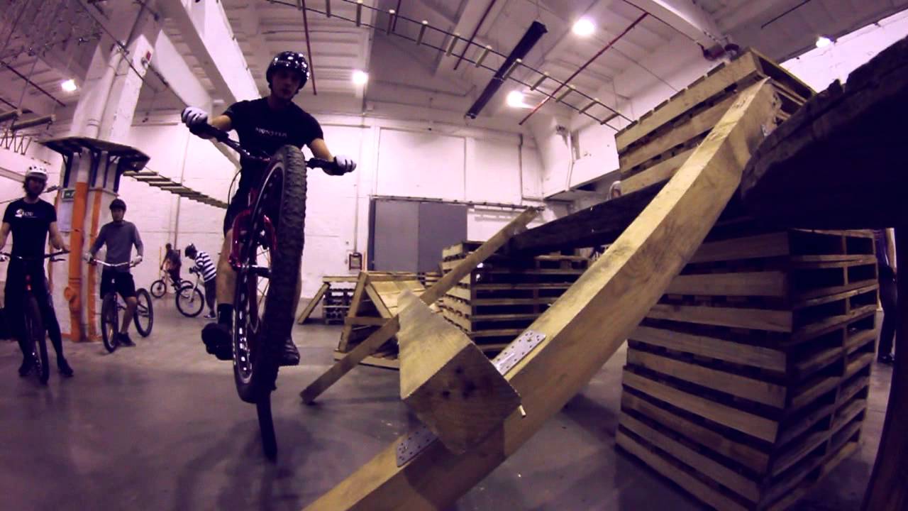 Andrei Burton & Laszlo Hegedüs - 2012 BP