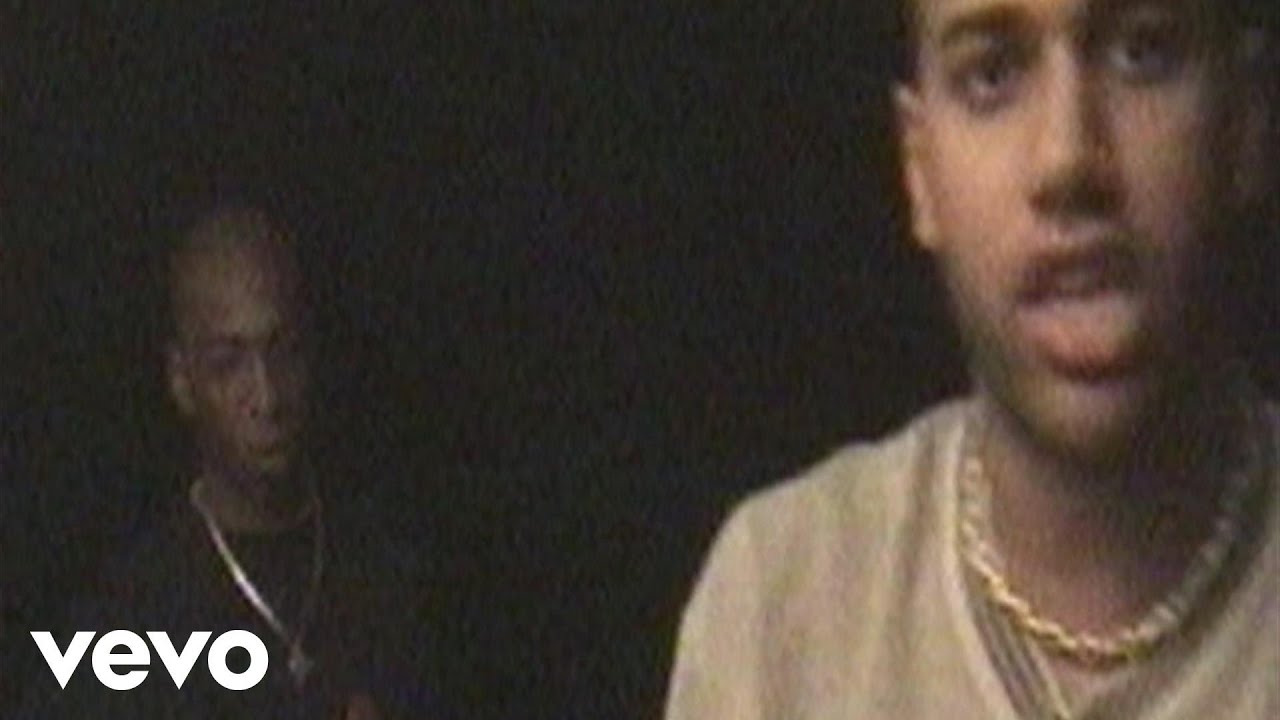 KDD - Qui tu es ? (Clip officiel)