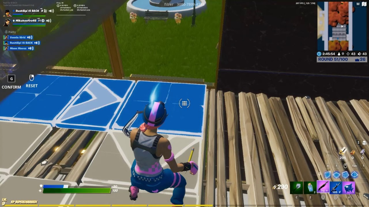 Bust a pi&ntilde;ata open ya mata