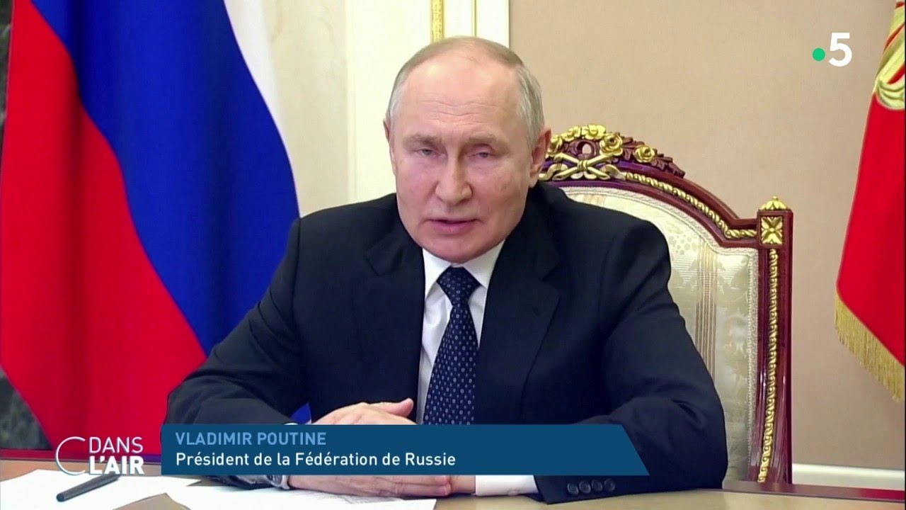 Ukraine : l'armée russe repasse à l'offensive #cdanslair 19.07.2023