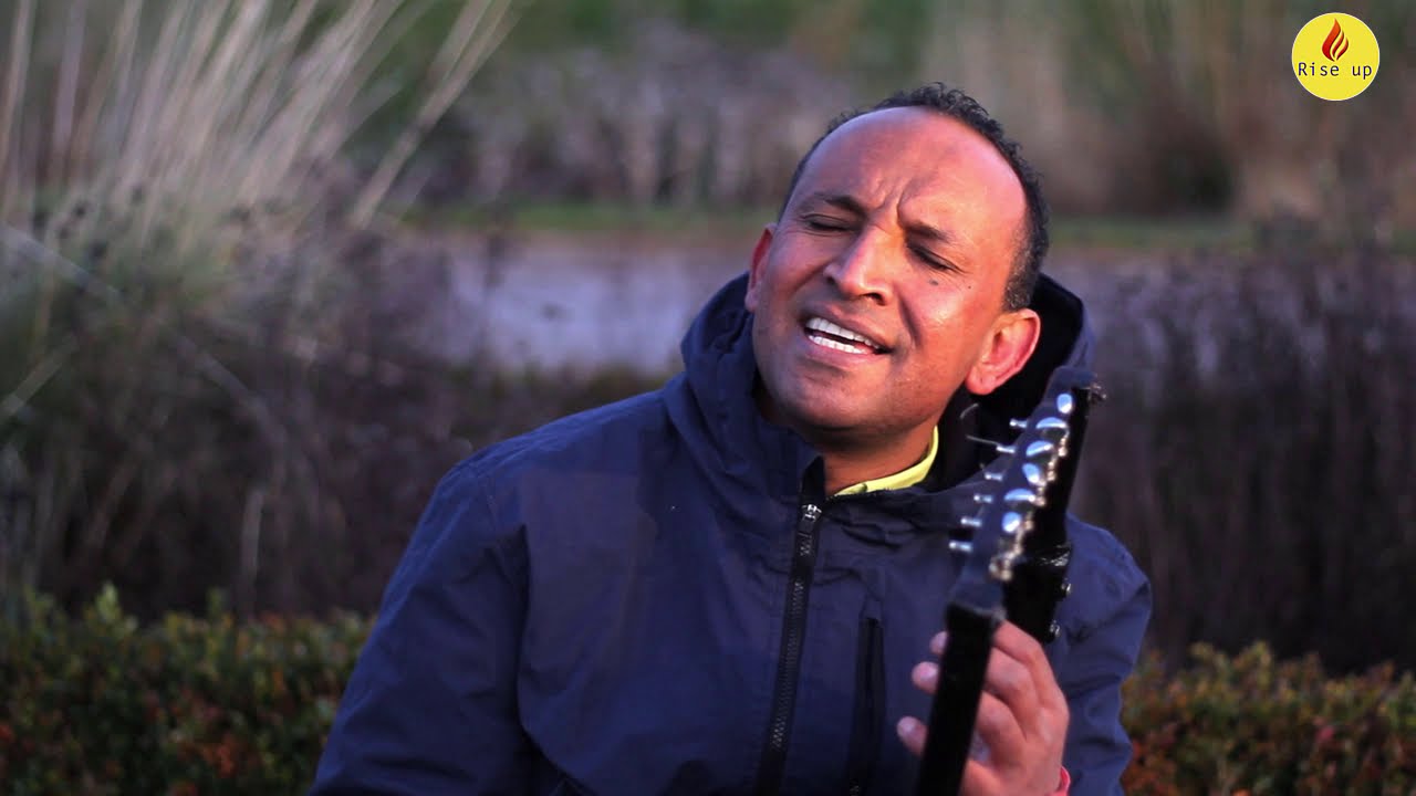 Tigrna Mezmure - እግዝኣብሄር ጋሳይ እዩ By Beloved Abraham musazgi
