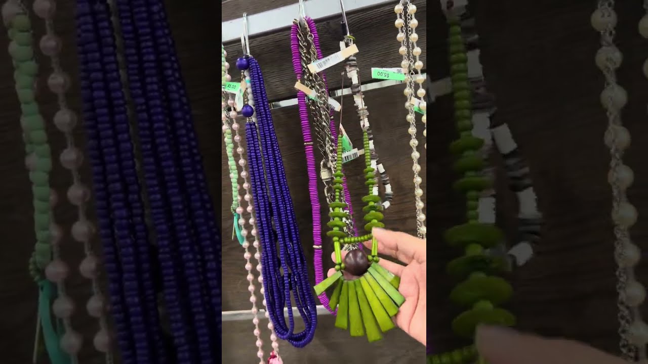RELAXING THRIFTING MOMENT #reseller #asmr #thrifting 