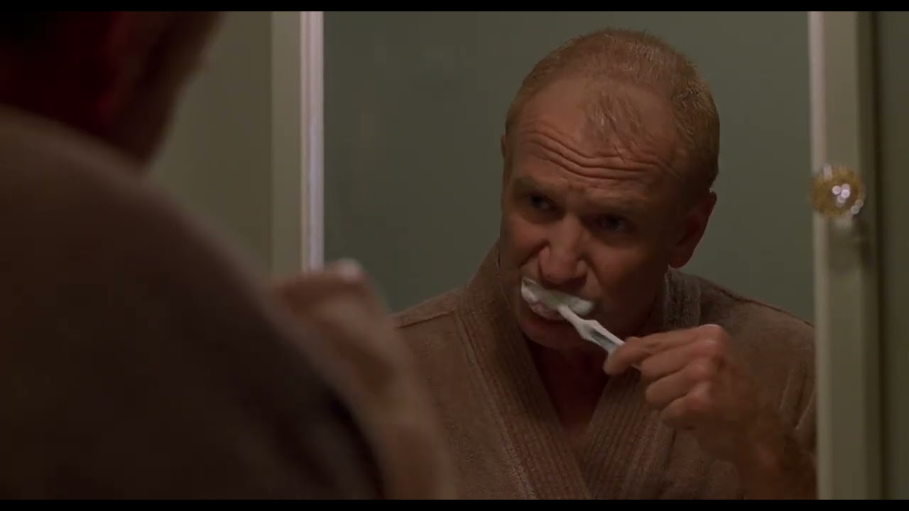 One Hour Photo 2022  - morning routine