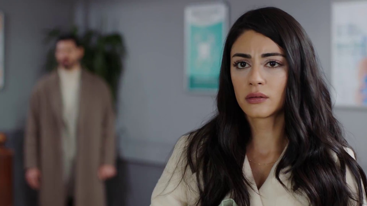 GELİN 374 - Hançer foi flagrado por Cihan enquanto tentava sequestrar o bebê.