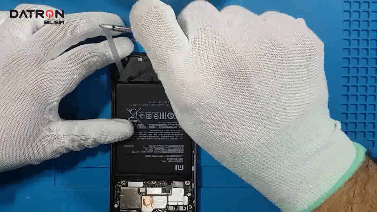 Xiaomi Mi8 lite - M1808D2TG - Ekran Degişimi Nasıl Yapılır