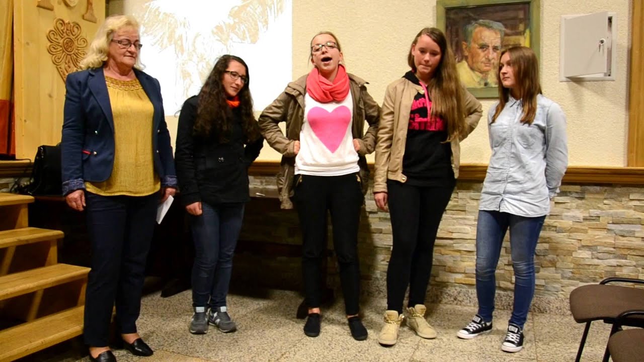 Gościnna Łopuszna podziękowała poetom 25 MGJL g&oacute;ralskim śpiewem.