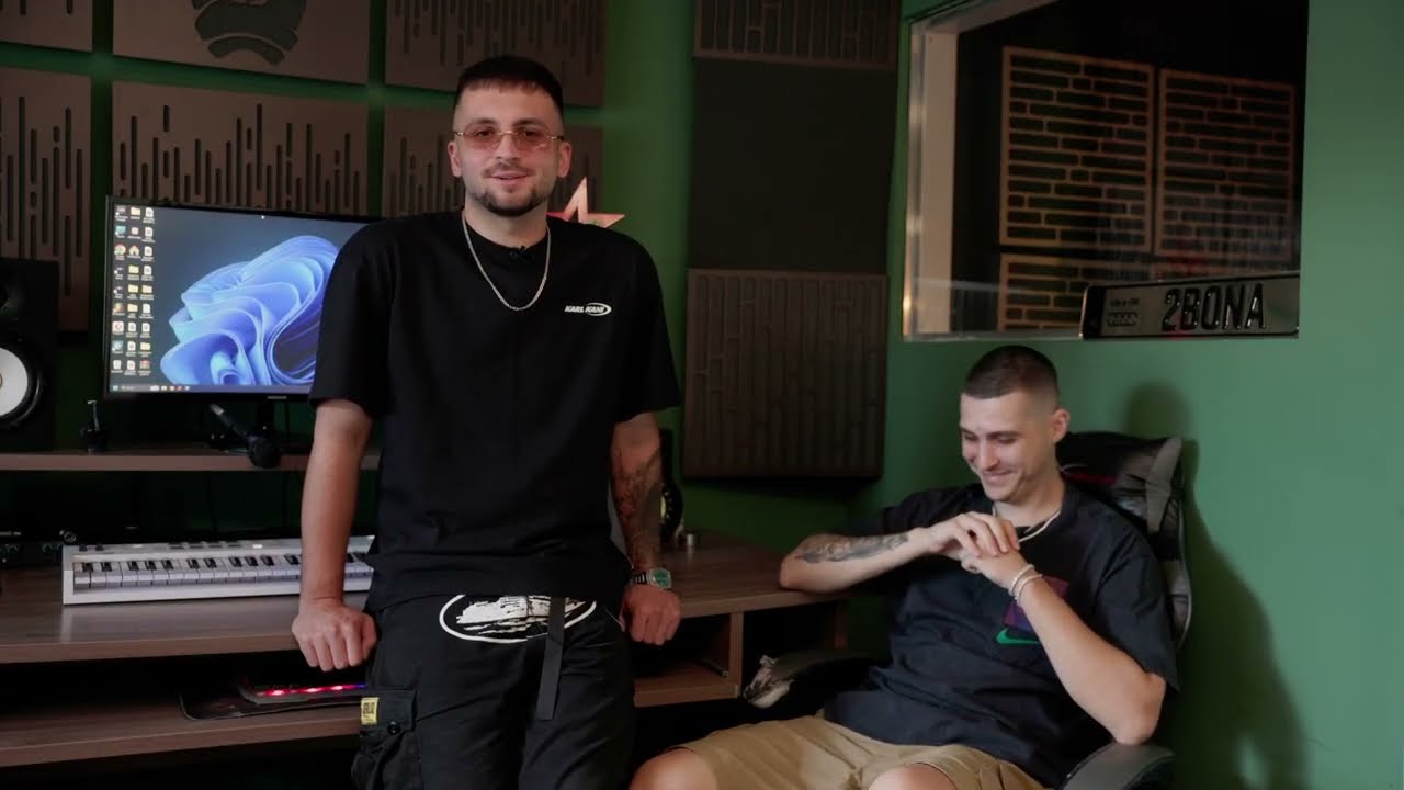 VE NOSIME KAJ 2 BONA VO STUDIO I VI OTKRIVAME KAKO IZGLEDA PROCESOT NA SOZDAVANJE MUZIKA