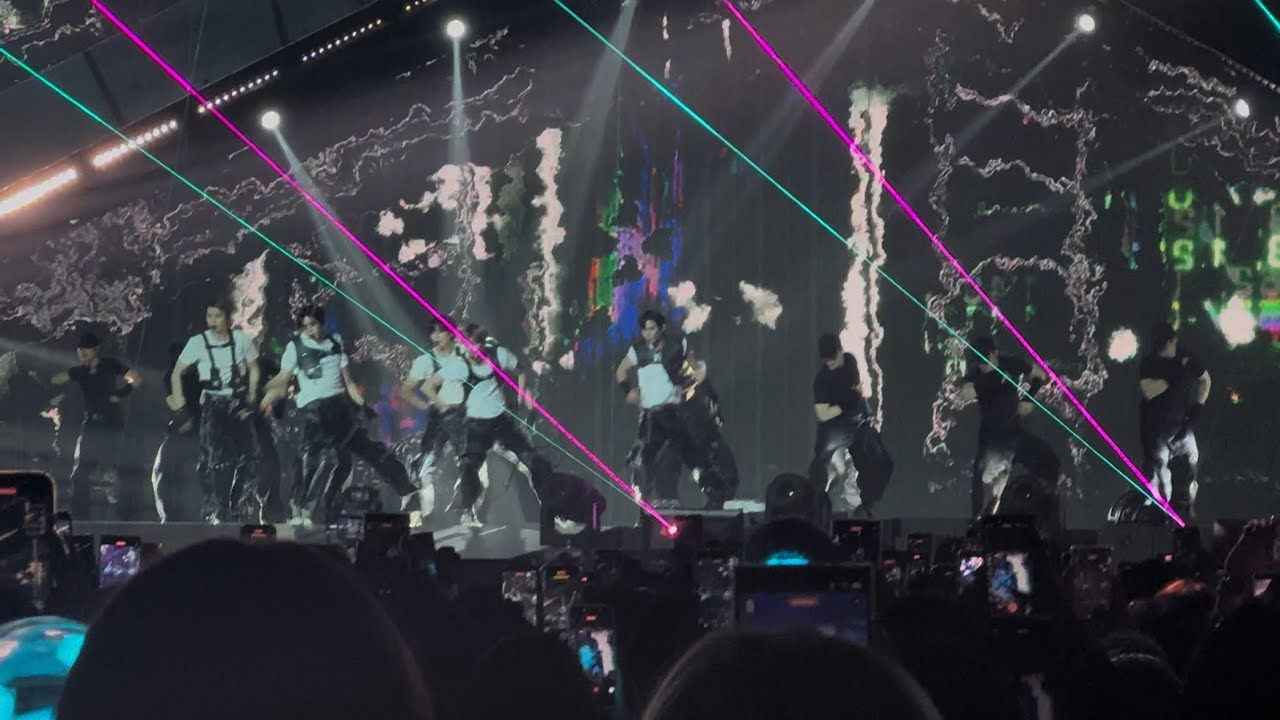 RIIZE - Fame (Live in Singapore)