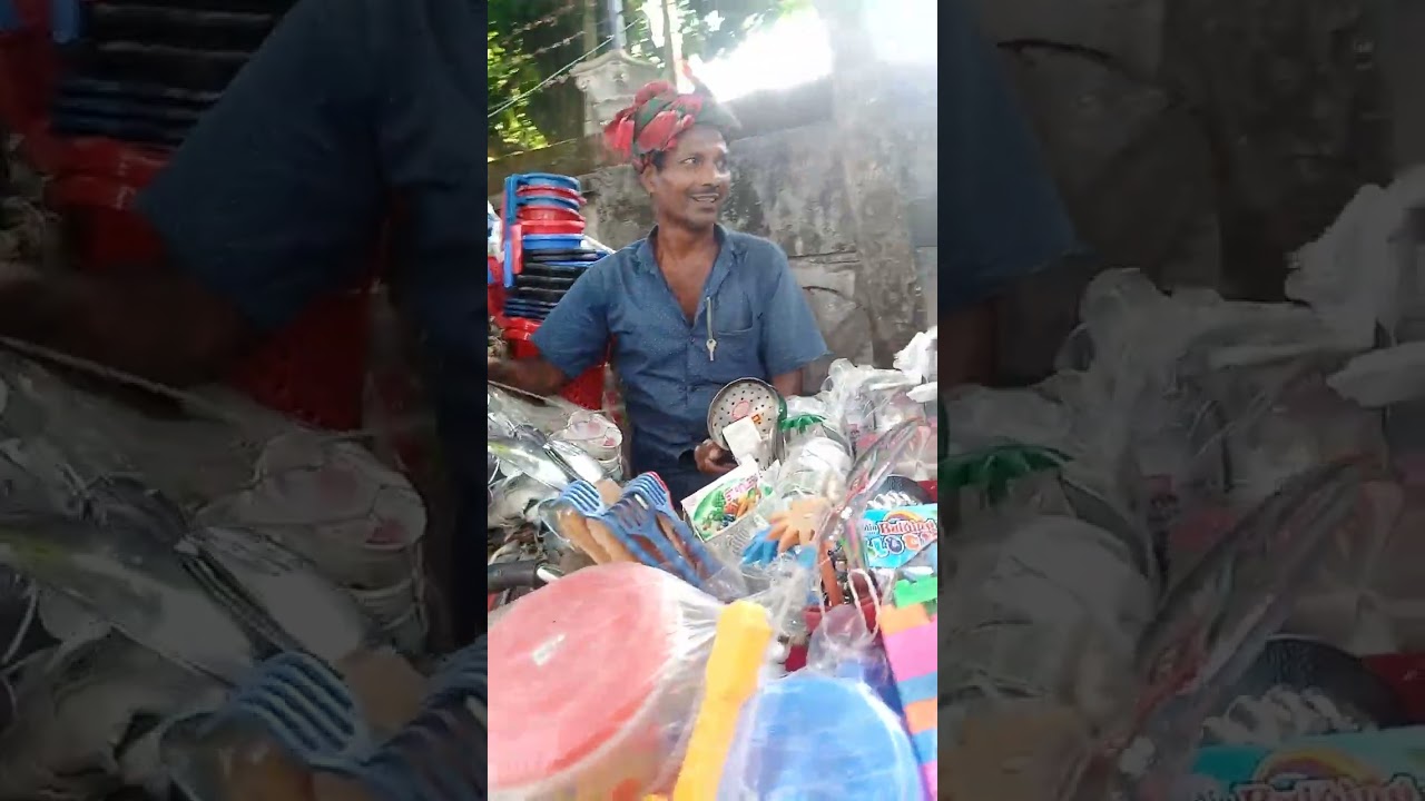 দেখেন এই গরমের মাঝখানে কিভাবে কষ্ট করে টাকা রুজি করে হায়রে কষ্ট উপায় নাই।।