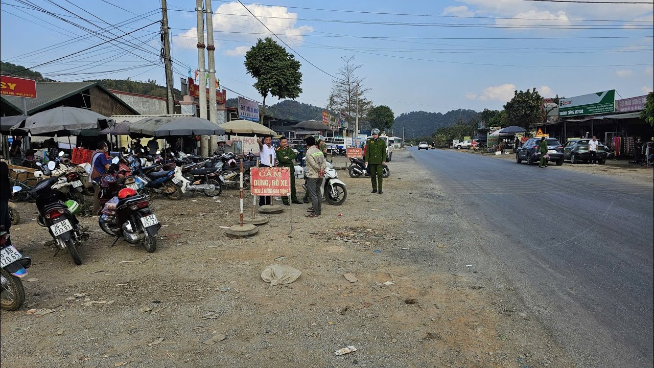 Xã Mai Sơn ra quân lập lại trật tự hành lang an toàn giao thông năm 2026