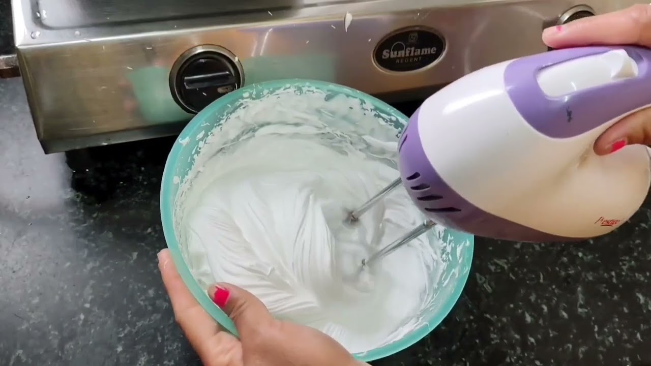 How to make Perfect Whipped Cream / Cream kaise banaye ? 😋