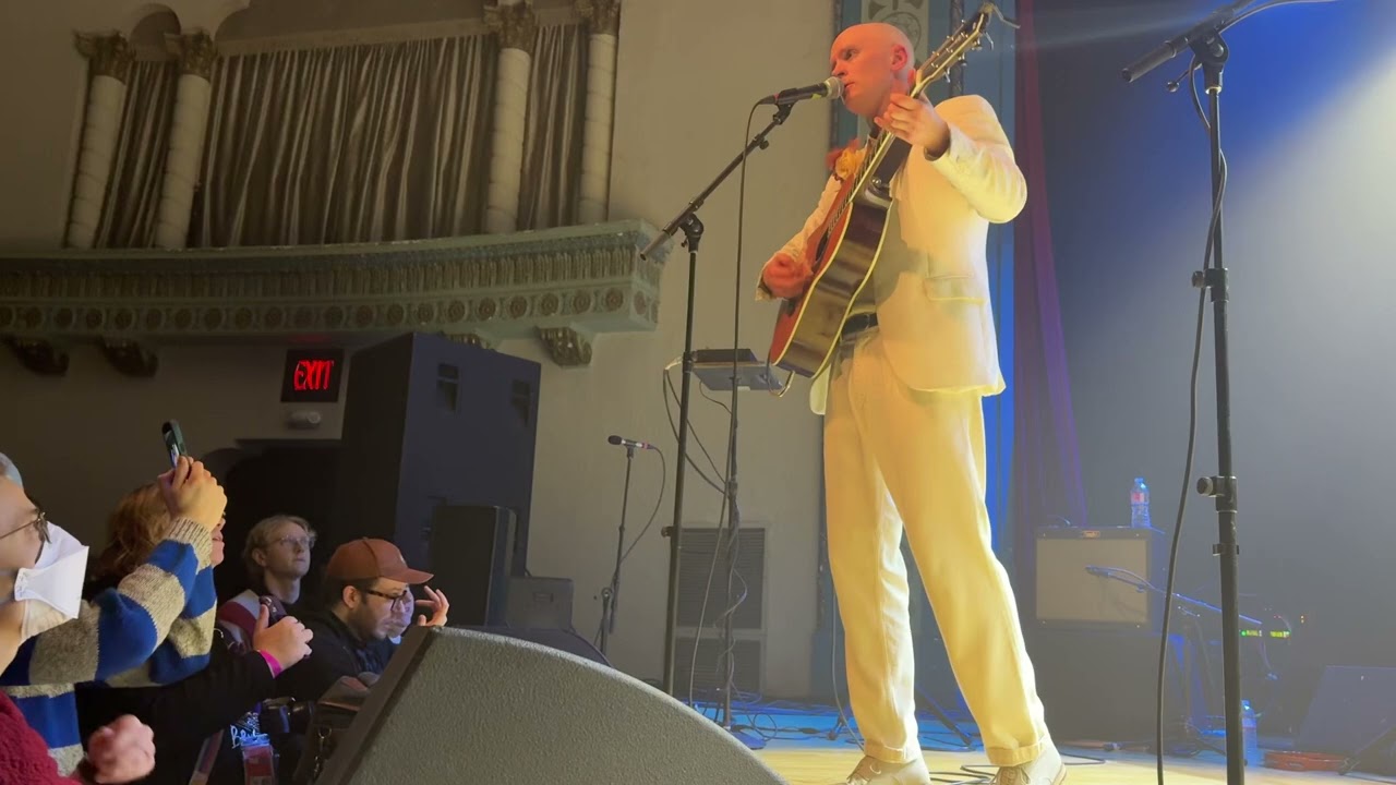 Jens Lekman - "A Postcard to Nina" Live in Portland OR. 02/12/2025