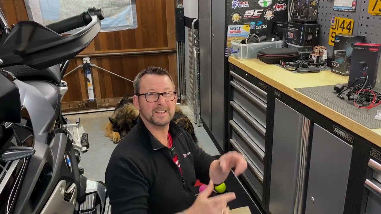 INSTALLATION AND REVIEW OF THE INNOVV 3RD EYE BLIND SPOT DETECTION SYSTEM ON MY BMW R1250GS