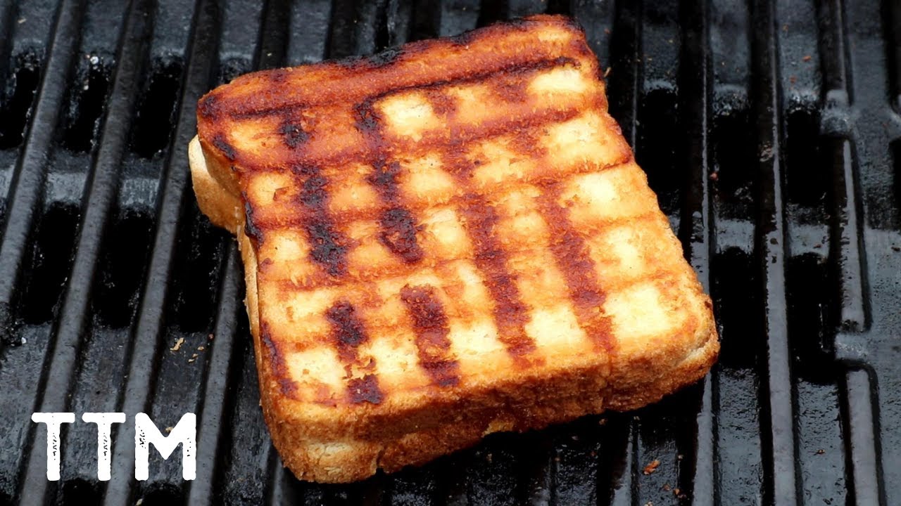 Grilled Cheese Sandwich on the Weber Q ~ Easy Cooking