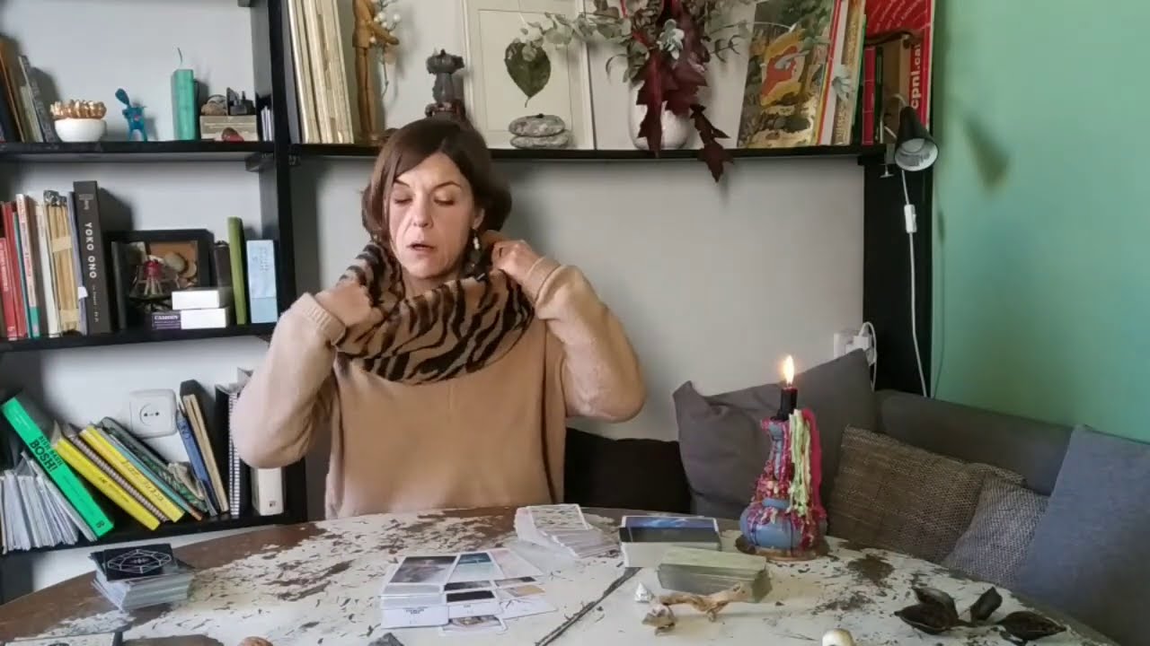 🔥 Скучает ли он по мне? Гадание таро онлайн