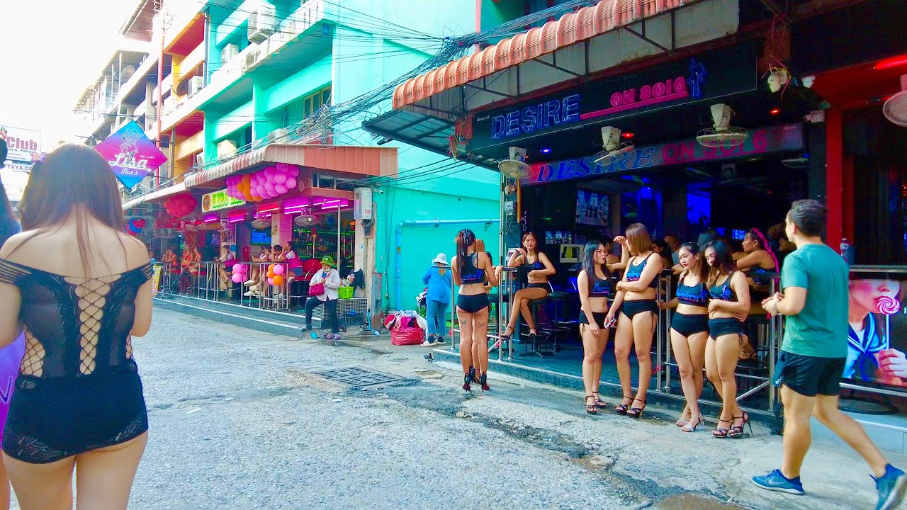 Pattaya Soi Honey , Soi 7 , Soi 8 , Soi Buakhao Scenes   Thailand