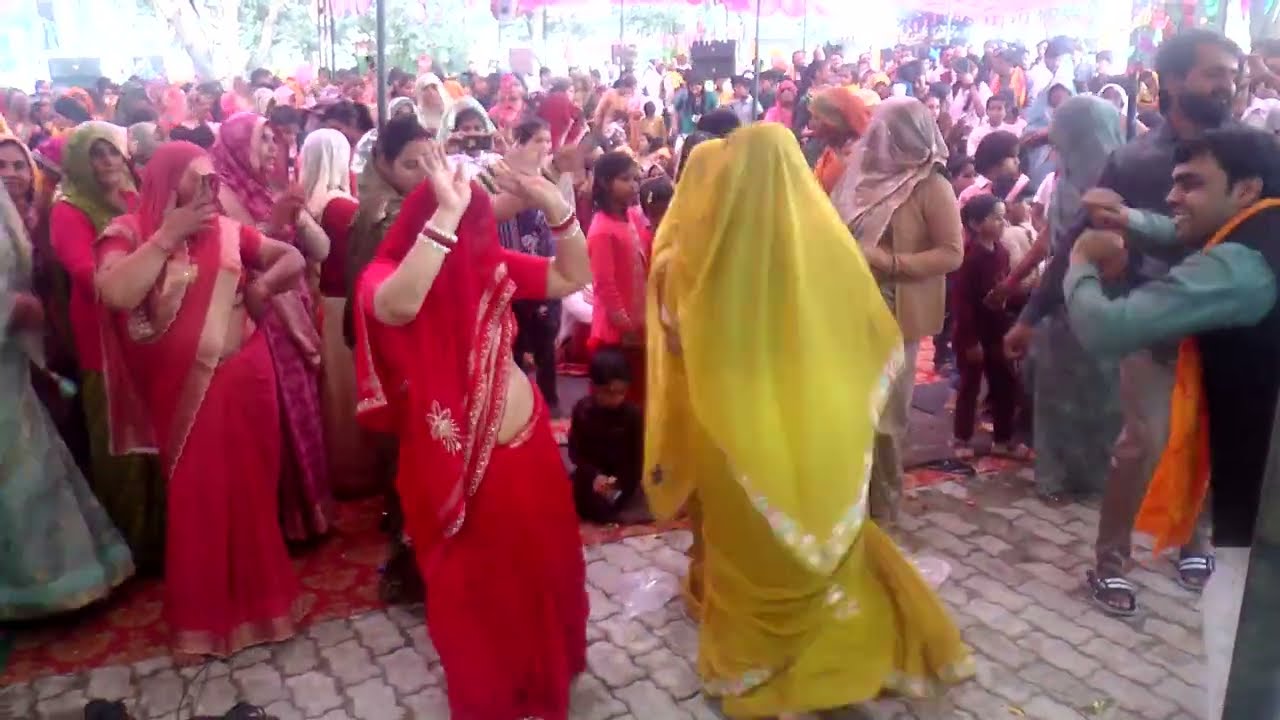हरि ने जन्म लियो मथुरा जेल खाने में ननद भावी का मुकाबला कृष्ण अवतार पर जलवा 👌
