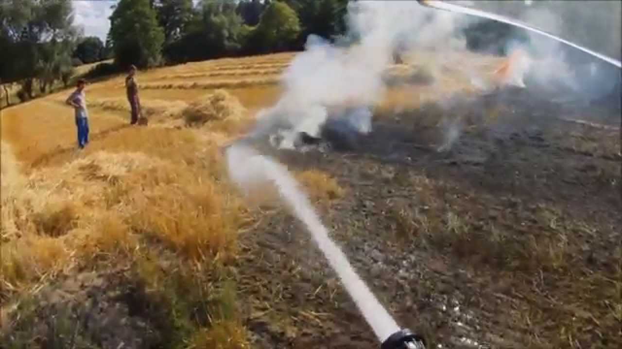 HASIČI PLÁNICE - 3.8.2015 - Požár pole Nalžovské hory