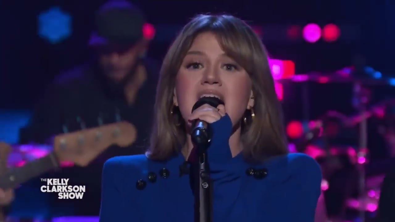 'Your Love' | Kelly Clarkson  - Volumen Alto