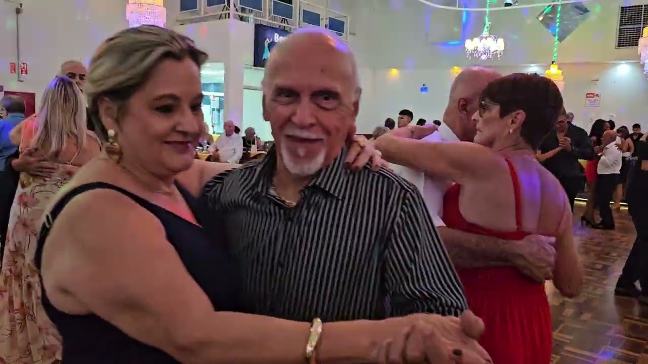 17/05/25 - GRUPO DA SAUDADE DE CAMPINAS -  VIDEO (trecho) DO BAILE COM A BANDA BRISA DO MAR