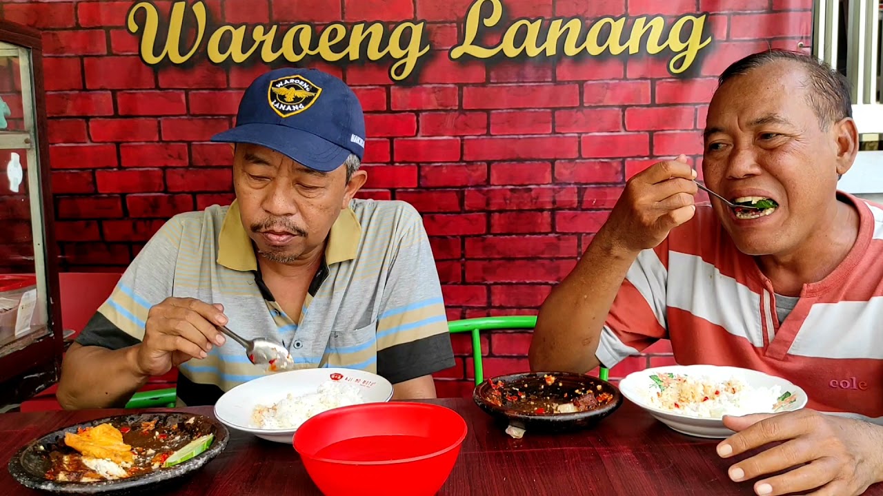 Mukbang Penyetan Ning Ana (Sambal Bawang + Ikan Panggang)