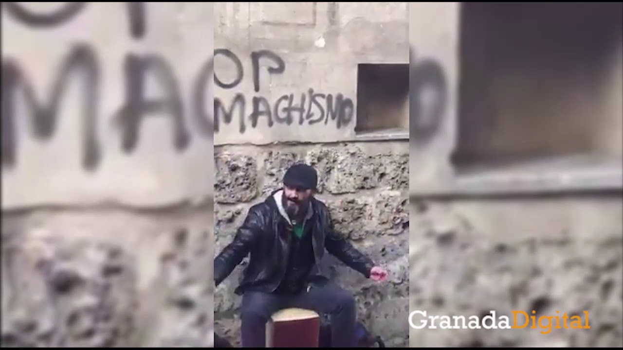 Pepe Checa ‘El Cerrajero, el músico callejero que triunfa en Granada y se vuelve viral en Redes